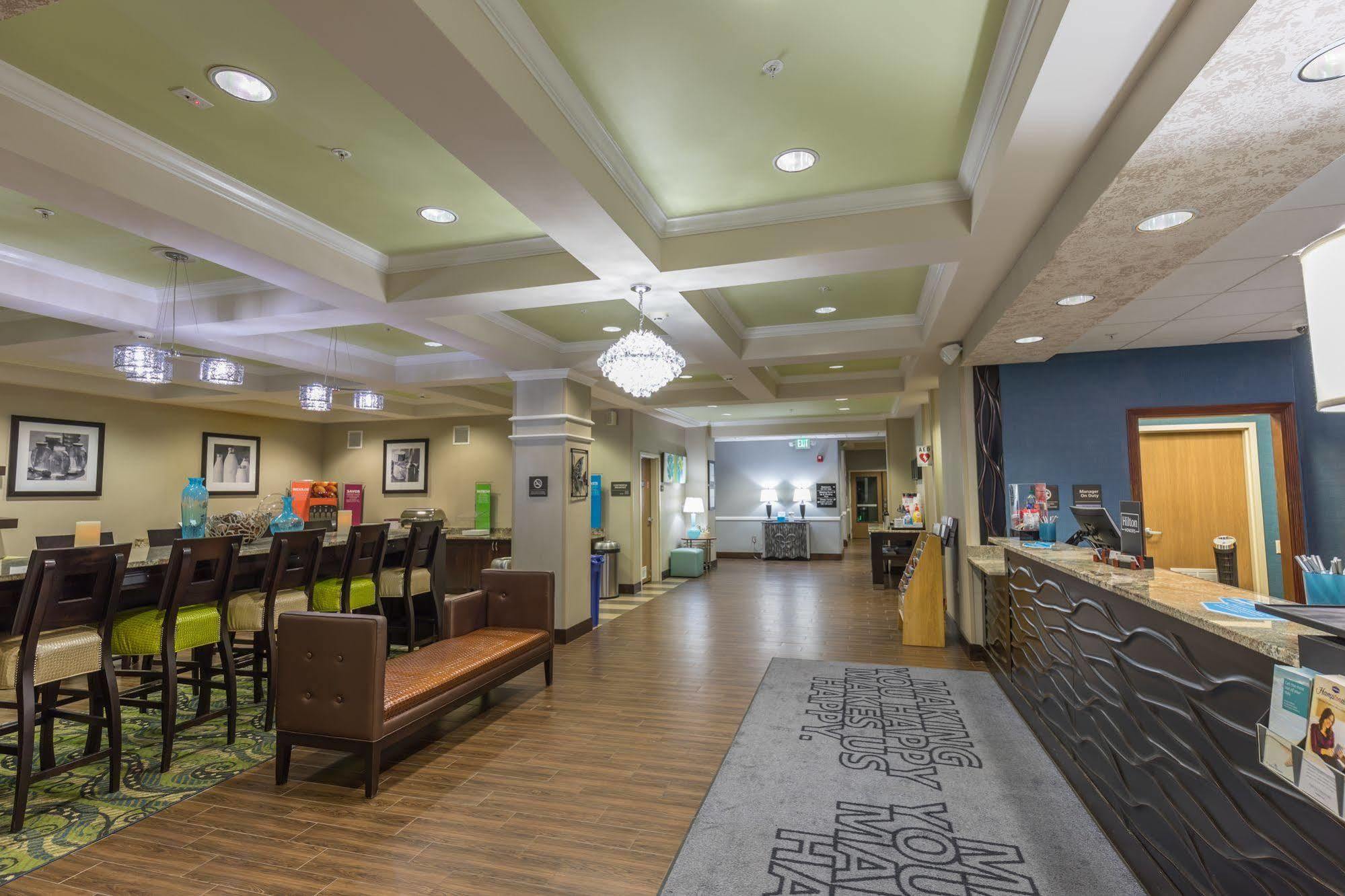 Hampton Inn Eugene Dış mekan fotoğraf