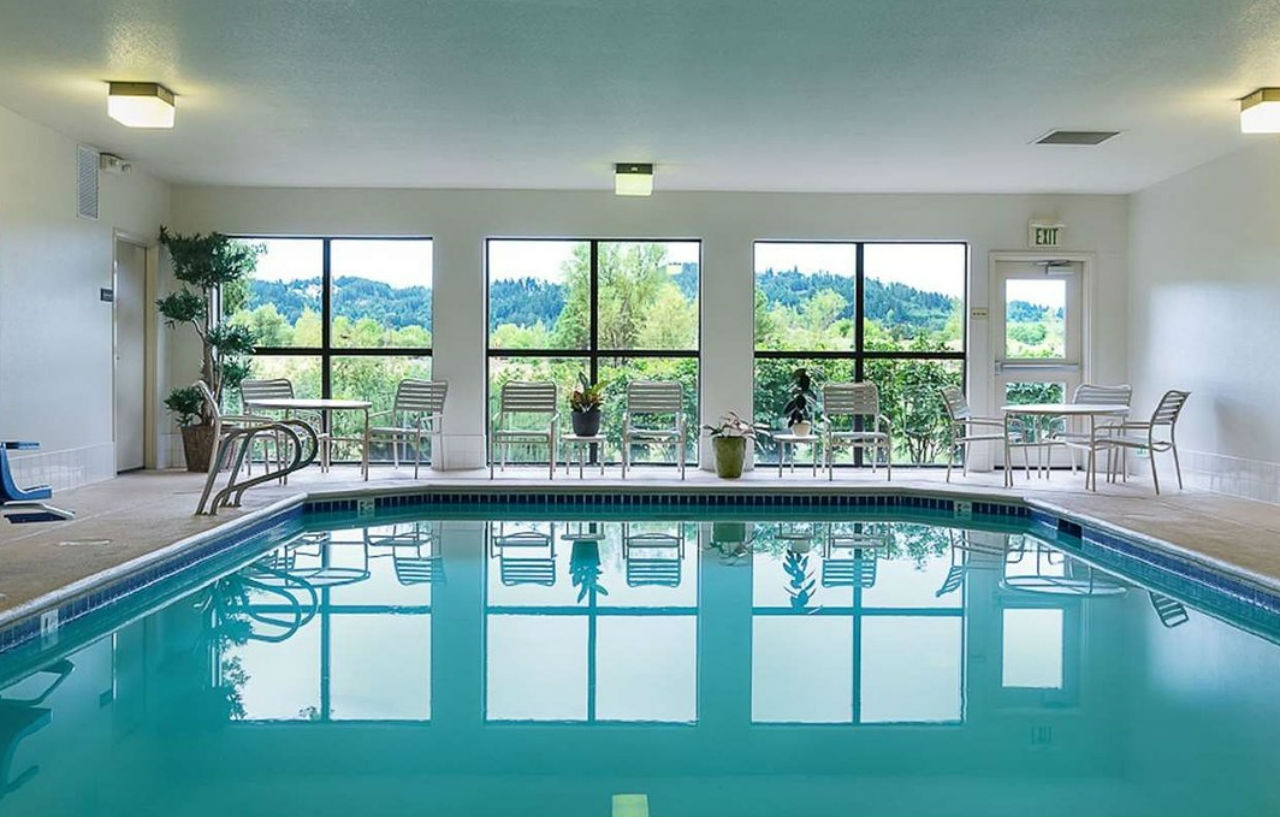 Hampton Inn Eugene Dış mekan fotoğraf